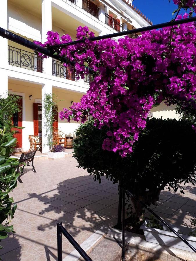Ξενοδοχείο 'Παλλαδιον' Hotel 'Palladion' Едіпсос Екстер'єр фото